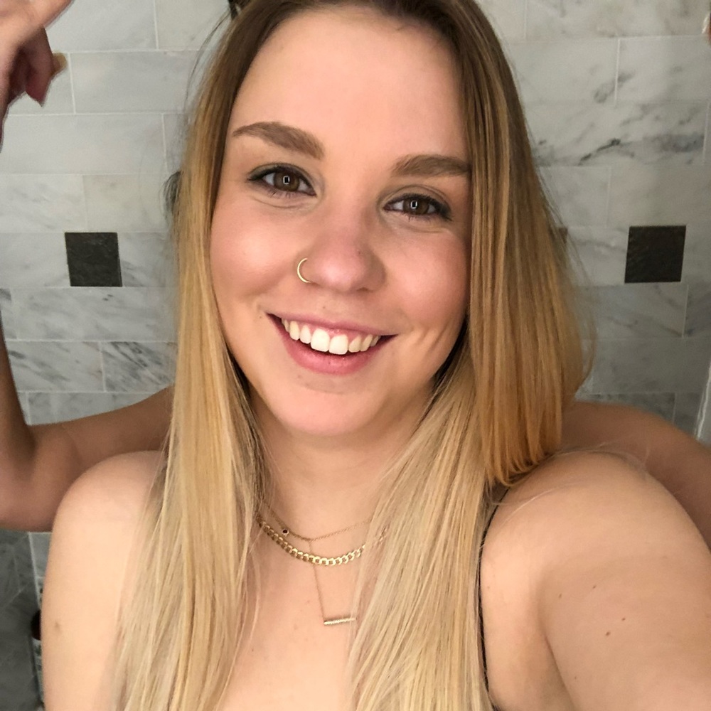 Meet your Posher, Emma